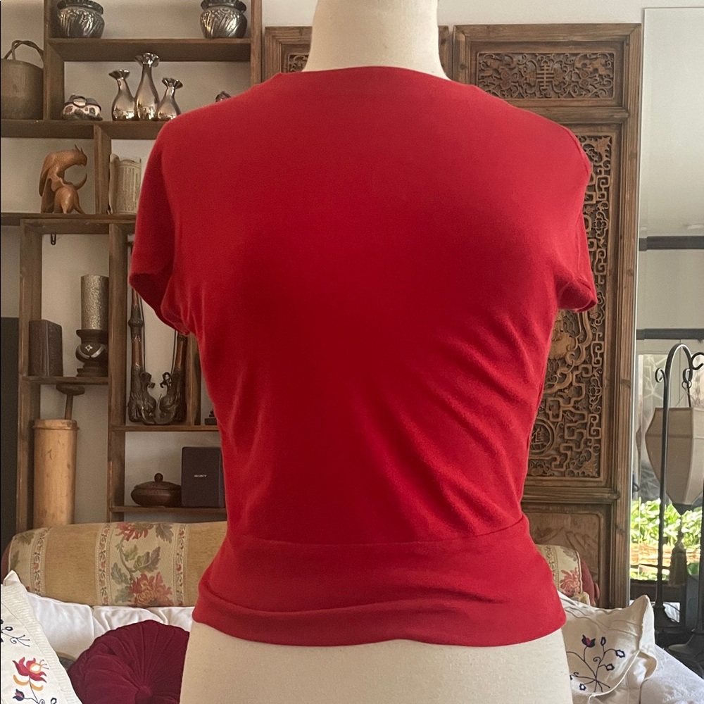 Elegant timeless vintage Bally Women's backless jersey Short Sleeve Top.